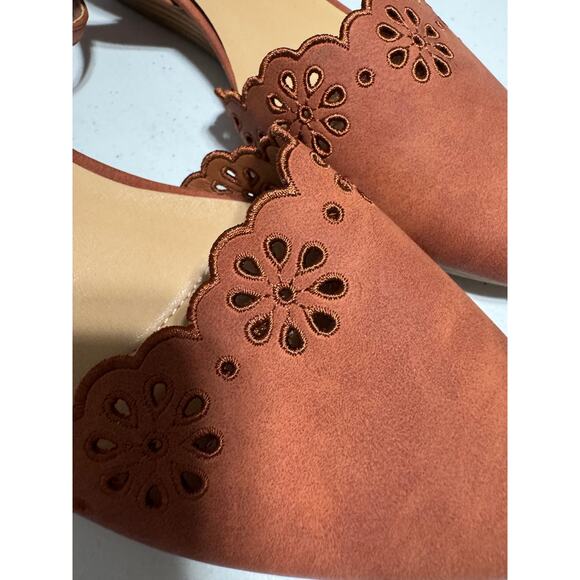 Rialto Marlie Pointed Toe Flat Size 7.5 - Picture 3 of 9